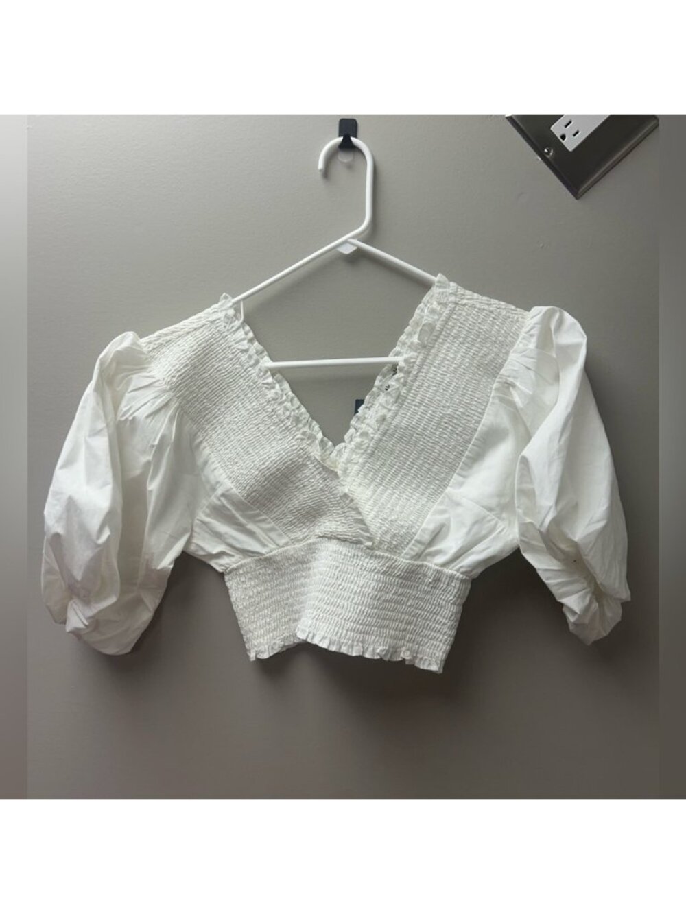Abercrombie & Fitch‎ Smocked Poplin Puff White Top